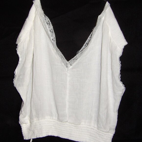 Lily Star White Top With Lace Trim  Size XL - Picture 3 of 9